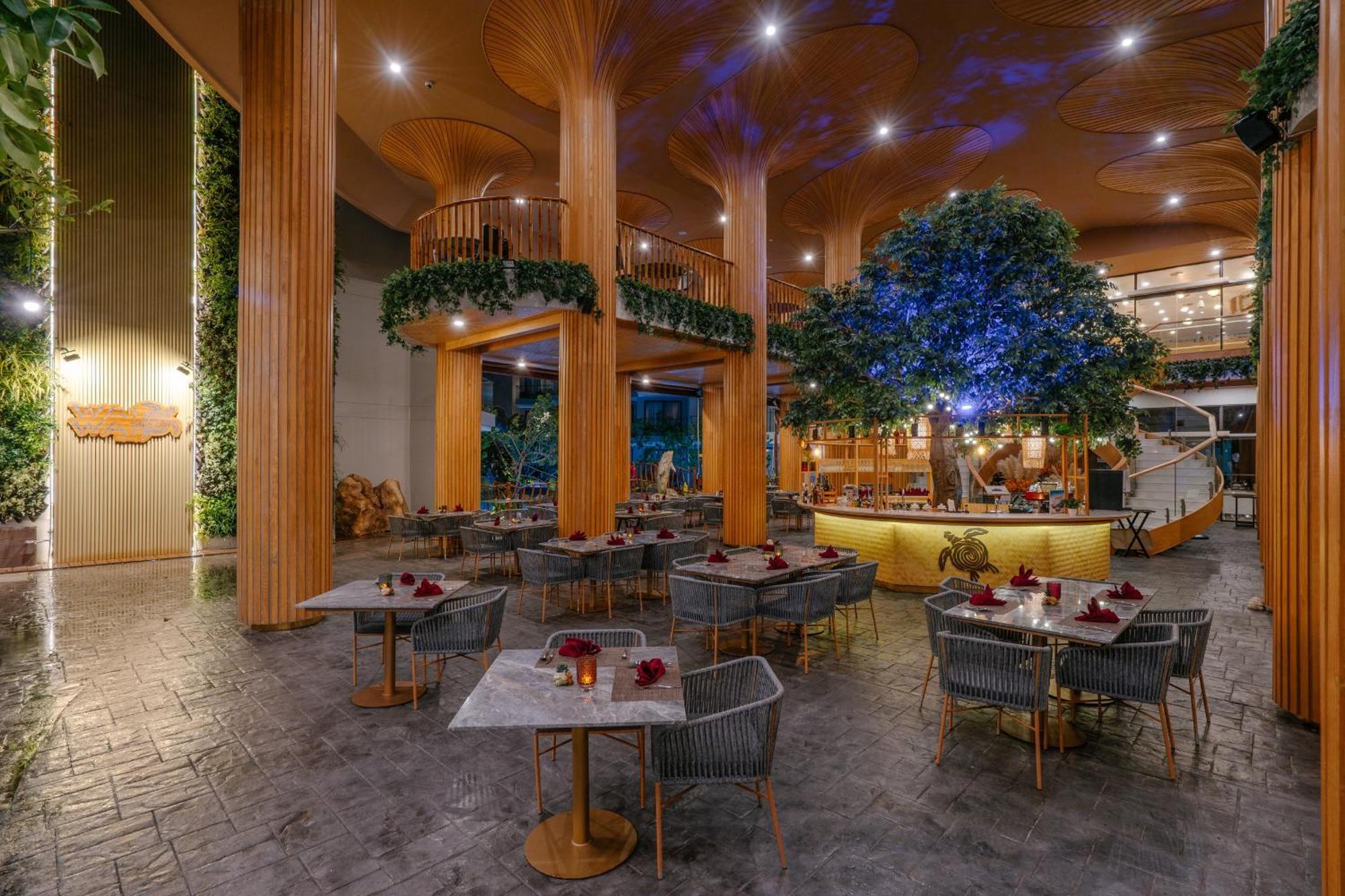 Phuket Emerald Beach Resort Karon Exterior photo