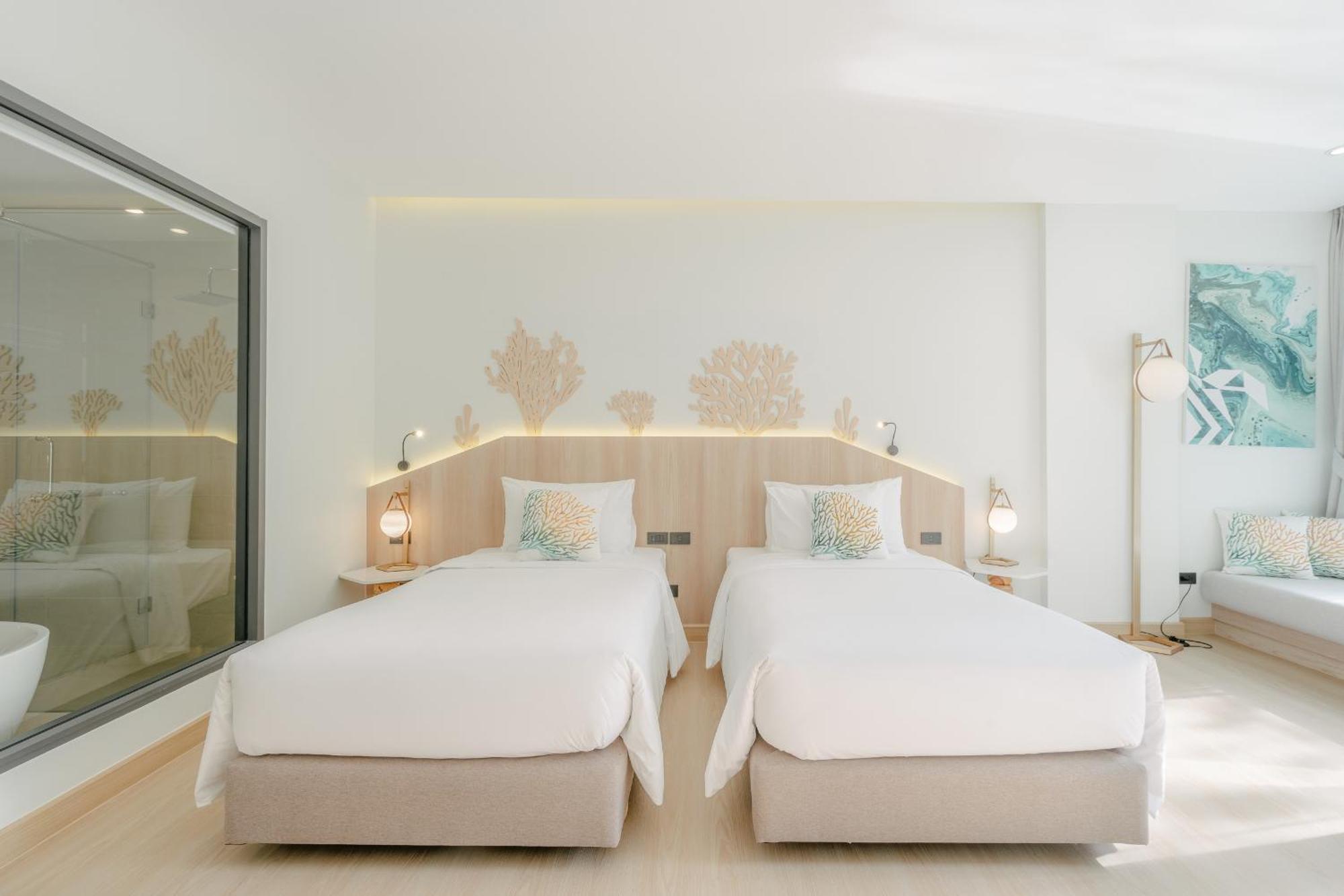 Phuket Emerald Beach Resort Karon Exterior photo