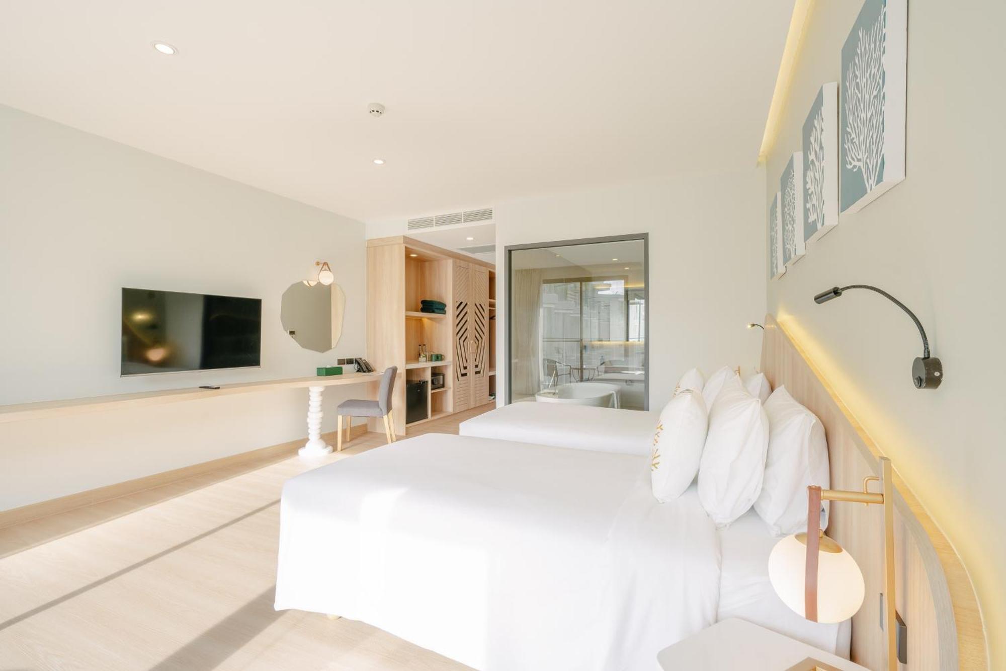 Phuket Emerald Beach Resort Karon Exterior photo